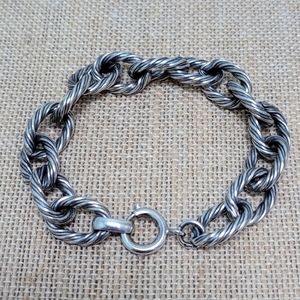 NAPIER | Silvertone Oval Twisted Link Bracelet Spring Ring Closure, 8"
